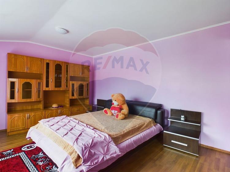 Locuință P+1 | 6 camere | Garaj | Zonă retrasă Andronache