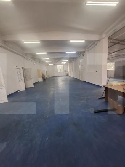 Hala 471 mp din caramida, acces TIR si utilitati complete, teren 2.400 mp