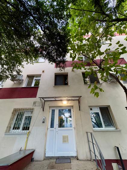3 Camere Bloc Reabilitat Etaj 2/4 Loc de Parcare Izolat Termic