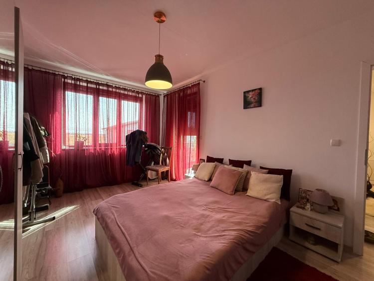 Duplex cu 5 camere, 257mp teren, 127 mp utili - Giroc
