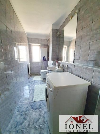 Apartament trei camere decomandat de vanzare in Centru, Alba Iulia