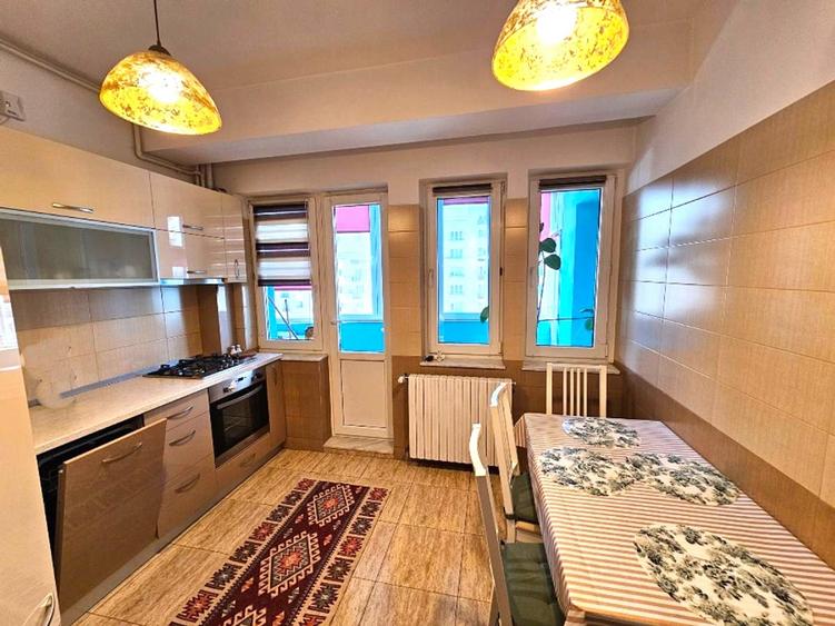 Apartament 2 camere de închiriat Unirii–Nerva Traian Loc de parcare Centrala