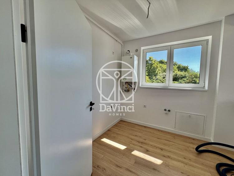 Penthouse 3 camere, 2 bai si dressing, intabulat, contoare montate