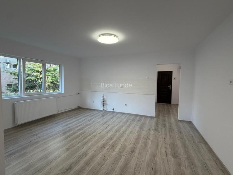 Apartamant cu 2 dormitoare și living open-space cu bucătărie - 2