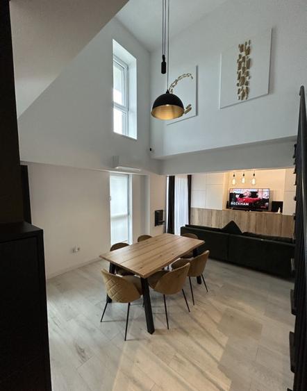 PENTHOUSE LUX / COMPLET MOBILAT SI UTILAT