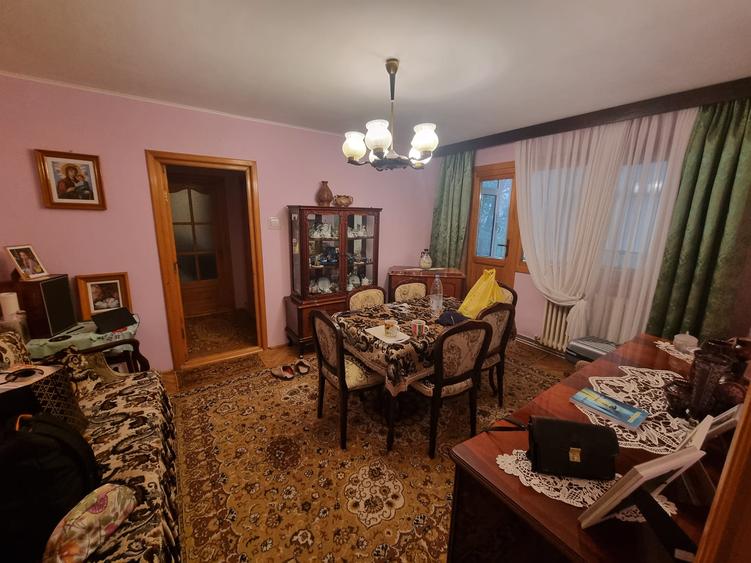 Apartament 3 camere semidecomandat, 64mp, zona Tatarasi, Flora, ID: 160309