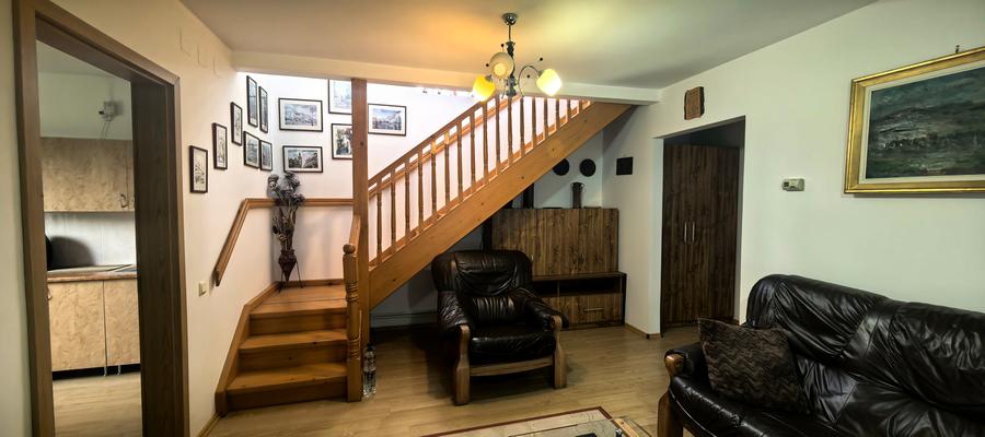 Casă 130mp ,P+E, teren 891 mp – Breaza, Prahova