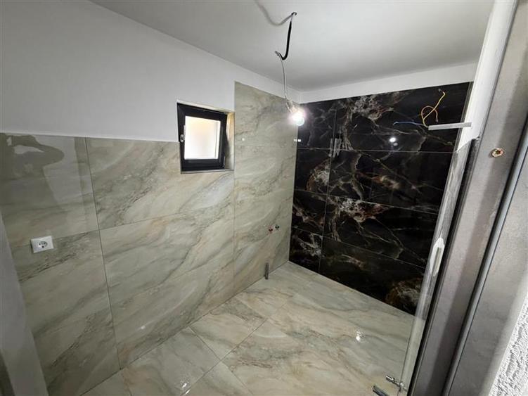 Casa de locuit consturctie noua (Lazarea, jud. Harghita)
