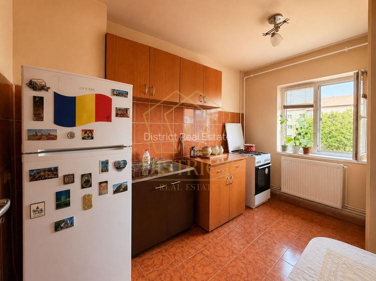 Apartament decomandat cu 3 camere | Aradului - 7