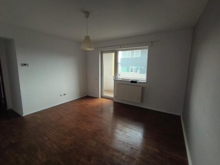 Apartament 2 camere decomandat, mutare imediata, zona Dr Fermei Campus Scolar