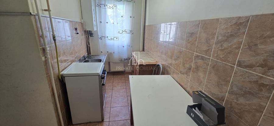 Apartament 2 Camere Et.1 de Inchiriat, Str Lamaitei, Dambu Pietros