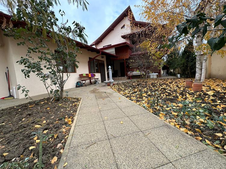 Casa de vanzare Chiajna-Rosu (locatie excelenta)
