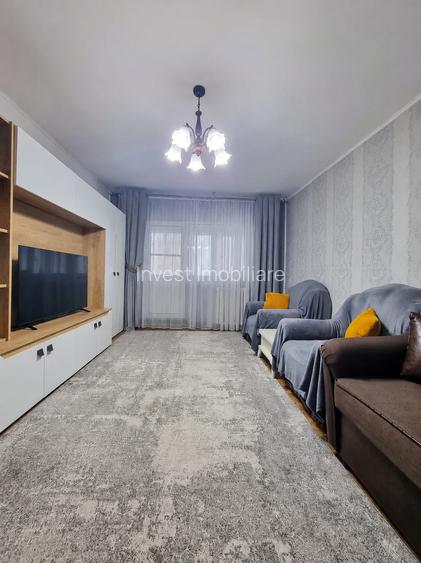 Apartament 3 camere-decomandat-etaj 1 - 3