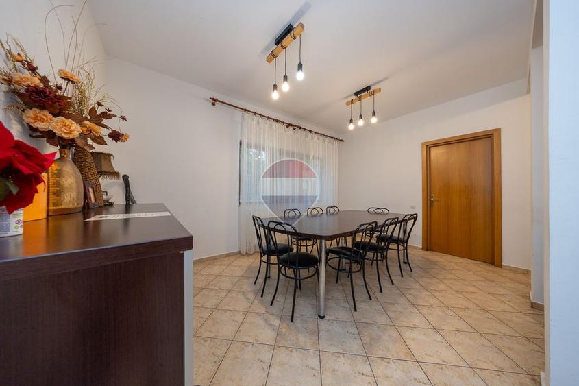 Casa 5 camere | viata la marginea padurii, intre brazi si liniste