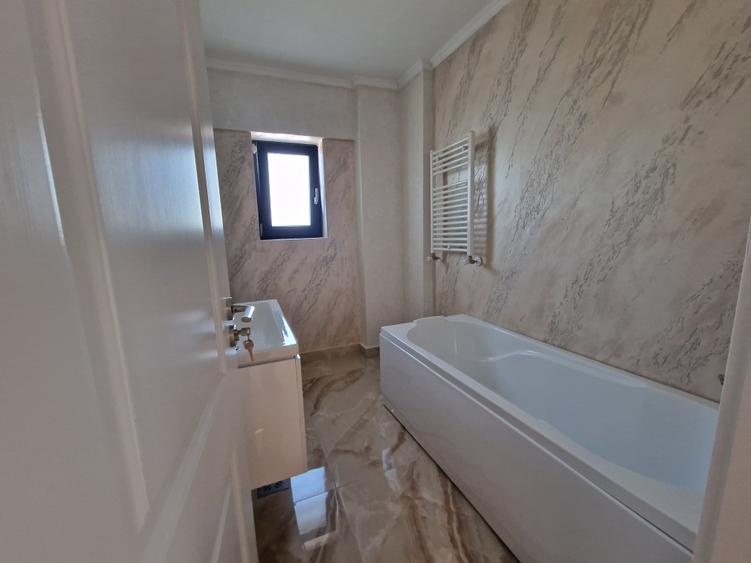 PACURARI, APARTAMENT CU 3 CAMERE, 2 BAI, 2 terase, FINALIZAT, MUTARE IMEDIATA