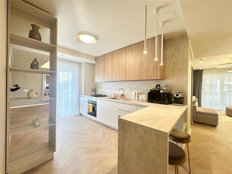 LUXURY AND MODERN 3 ROOMS HERASTRAU PARK