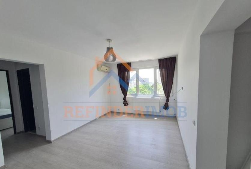 Apartament de vanzare cu 2 camere, zona Titan - Parc IOR