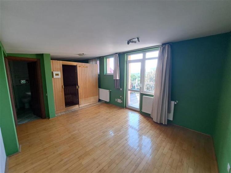 Casa Insiruita, 320 mp utili, situata in cartierul Buna Ziua!