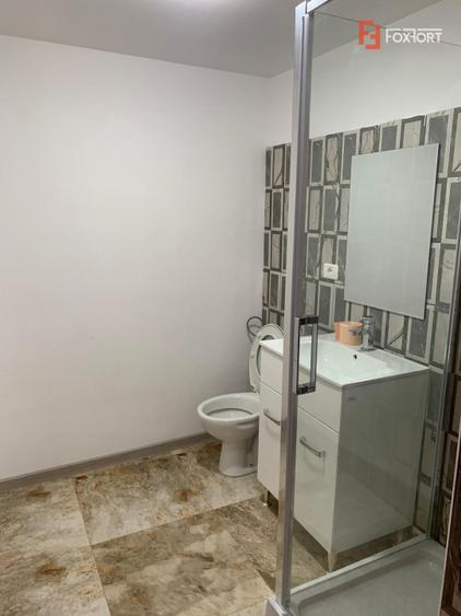 Casa individuala cu 16 camere de inchiriat, zona Sag
