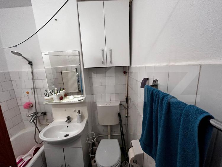 Apartament cu 2 camere, 41 mp, zona Plopilor