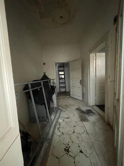 Apartament la curte comuna ULTRACENTRAL