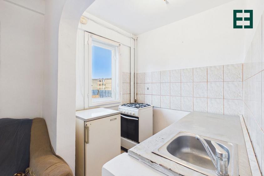 Apartament cu 2 camere etaj 3 - Zona Intim - Arad