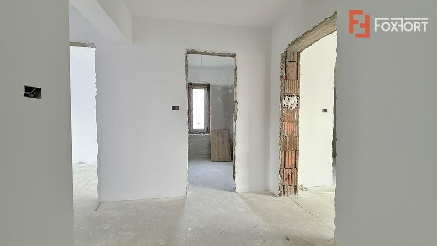 Duplex de vanzare 5 camere cu toate utilitatile - Mosnita Noua
