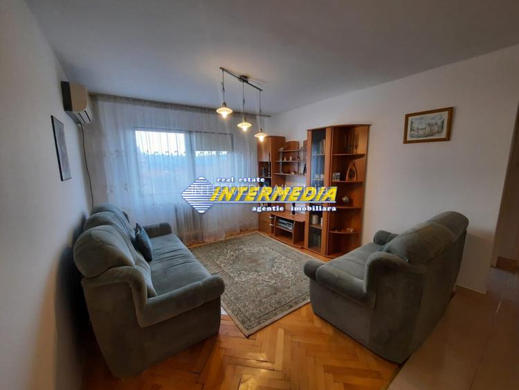 APARTAMENT 3 CAMERE DE INCHIRIAT I CENTRU I SUP 66 MP I MOBILAT I - 2