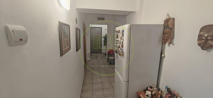 Apartament 3 camere, decomandat, 107.35 mp, Calea Bucuresti, zona McDonalds