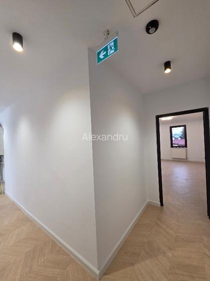 Inchiriere Clădire Birouri P+2-Ultracentral Ploiești-100mp/etaj-200mp/Clad+Curte - 11