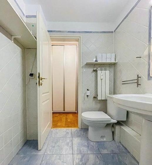 Apartament 2 camere, 63 mp – zona Decebal / Piața Alba Iulia – bloc 1990, etaj 3