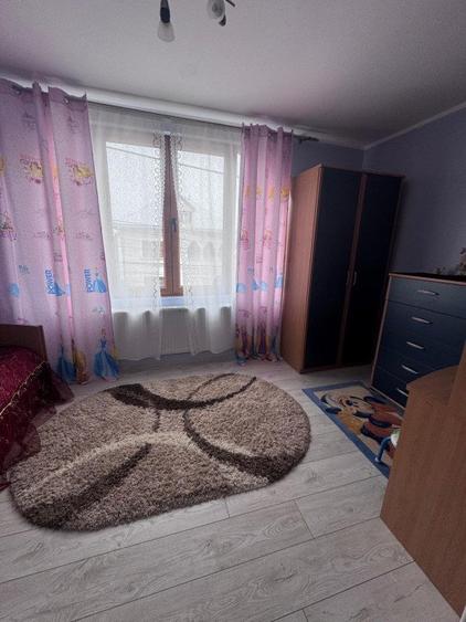 Casa zona rezidentiala , 700mp teren, Radauti