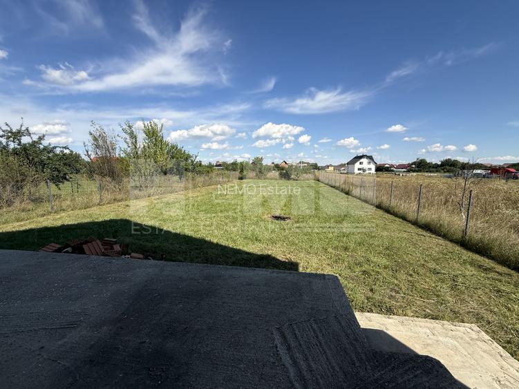 Casă de vânzare la roșu  | 220 mp | 1.200 mp teren - 15