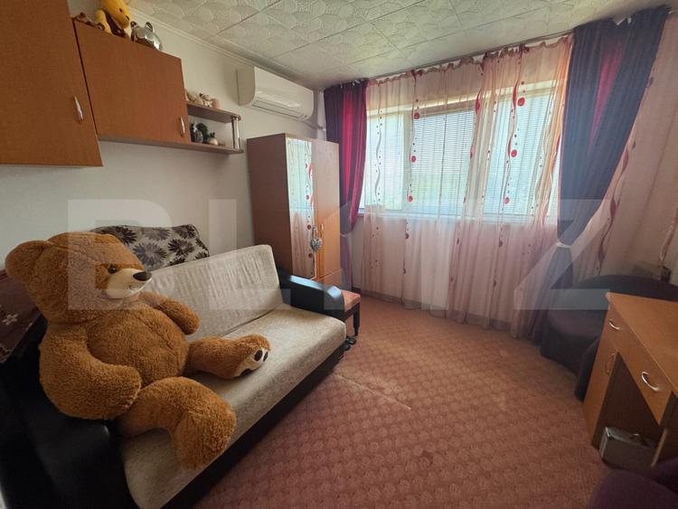 Apartament 3 camere, 50 mp, zona Stadionului Valea Rosie