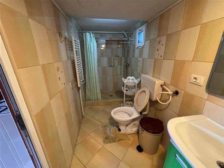 Casa stradala de vanzare in Focsani , str Odobesti nr 56