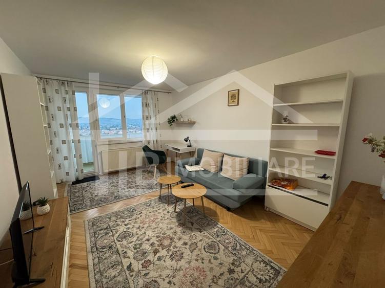 Apartament cu 2 camere, 50 mp, decomandat, Zona Semicentrala