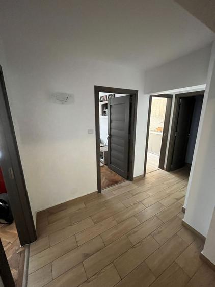 Apartament 4 camere Trocadero