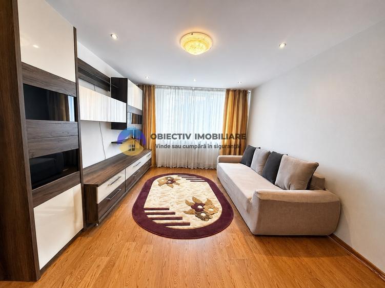 Apartament 2 camere CU PRIVELISTE - CENTRU