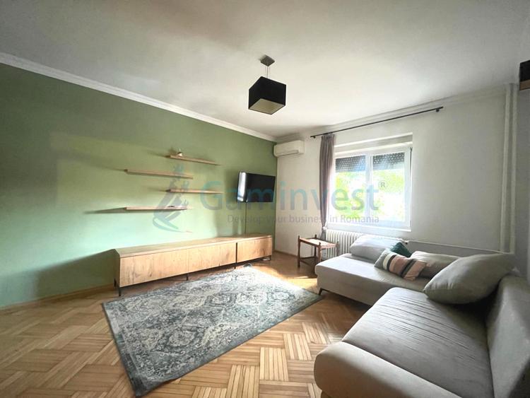 Apartament de inchiriat in Oradea, 2 camere si loc de parcare in zona centrala