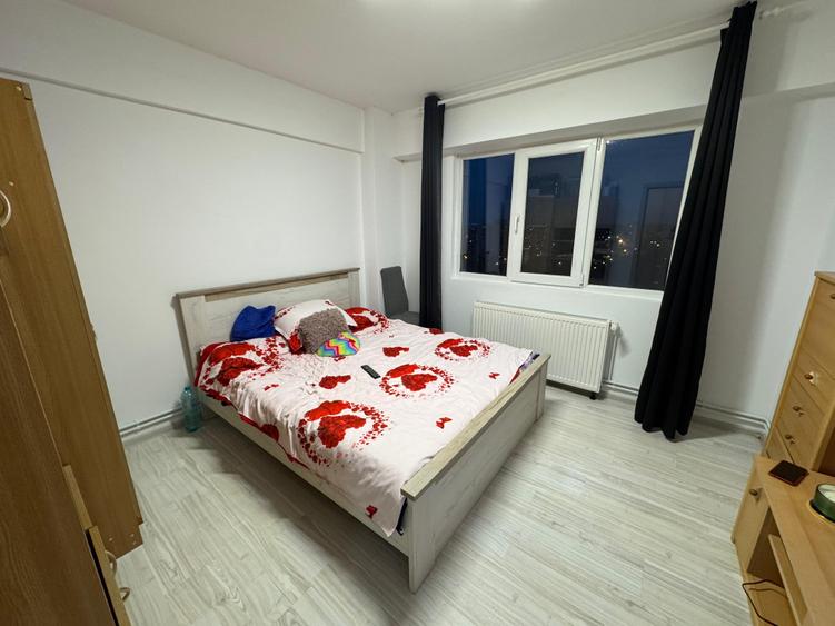 Apartament cu 2 camere renovat - Piata Dacia