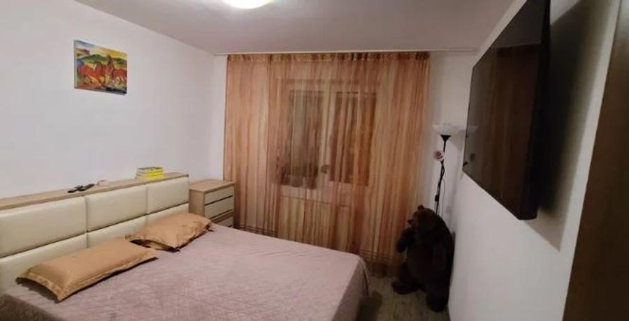 Dristor metrou, CENTRALA TERMICA, decomandat,2 balcoane,et.1/10,mobilat,utilat