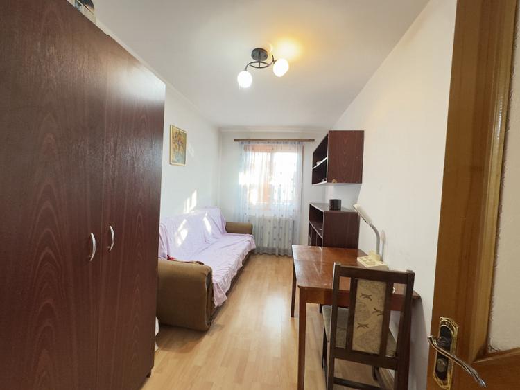 Apartament cu 3 camere l zona Milcov-Pompieri | de inchiriat