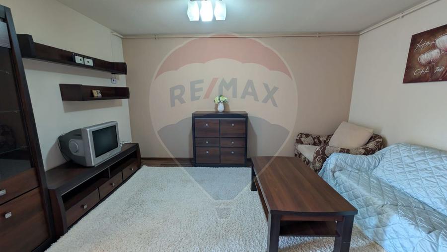 De închiriat 2 camere, 48mp + balcon, etaj 2, Teilor, Floresti