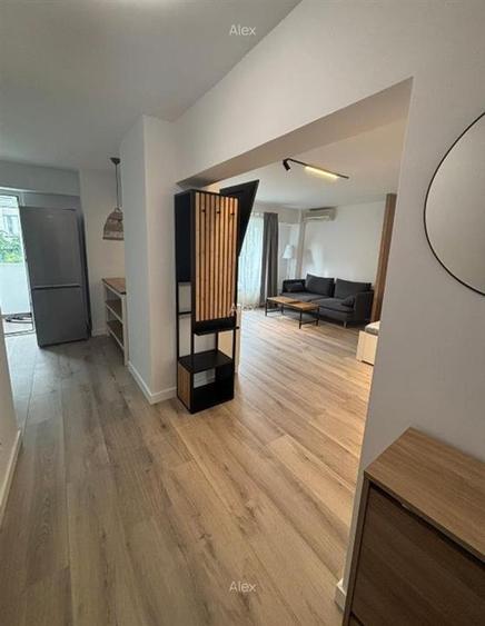 Garsonieră | Decomandată | Decebal | AC | Balcon