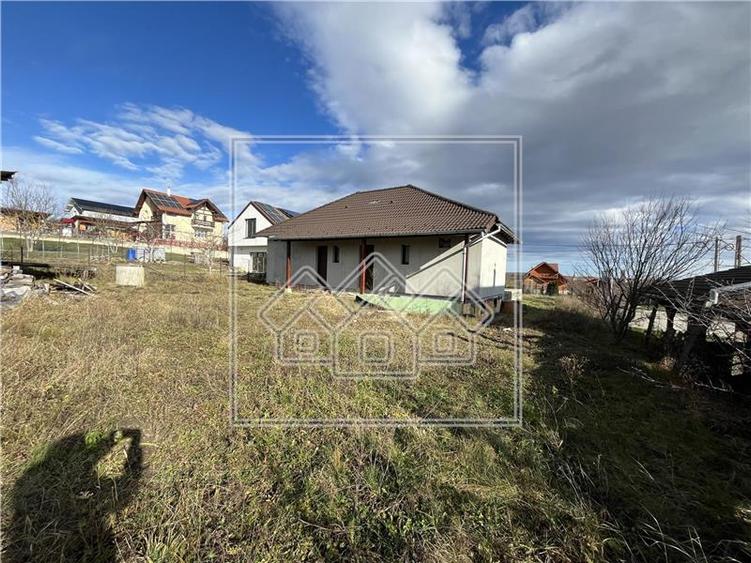 Casa constructie noua in Daia - pe un singur nivel - 810 mp teren
