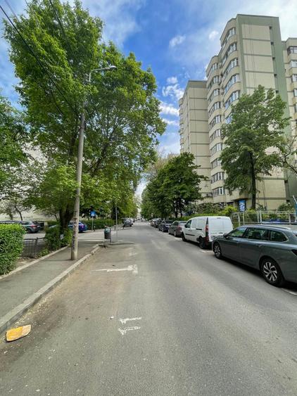 Vanzare garsoniera,etaj 2 in bloc Boutique Zona Mega Mall-Direct Dezvoltator