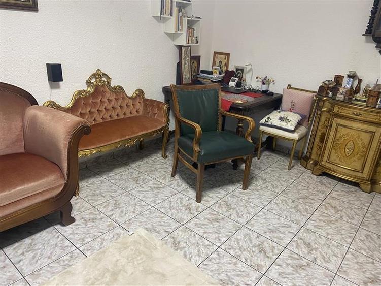 Apartament 3 camere , zona ultracentrala - Primaria Focsani , 83 mp , imbunatati
