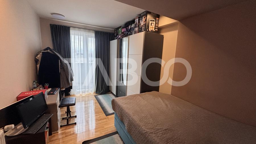Penthouse 3 camere si doua locuri parcare de vanzare in City Residence