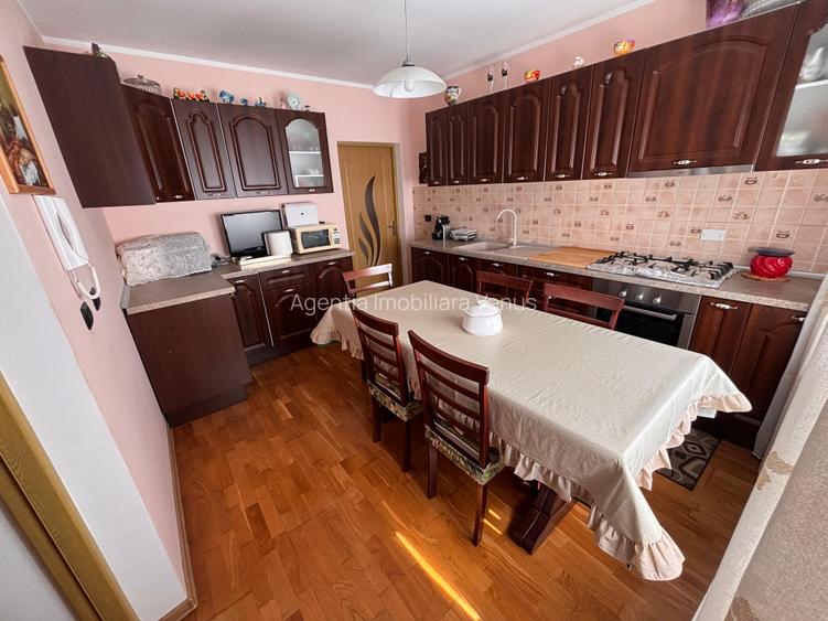 Casa cu etaj +corp secundar in Catamaresti Deal - 2