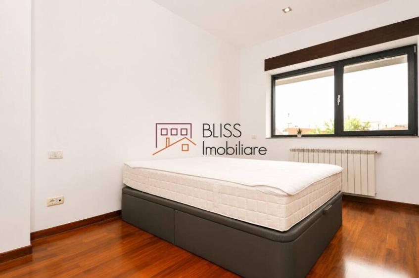 Apartament Elegant cu 4 Camere și Loc de Parcare